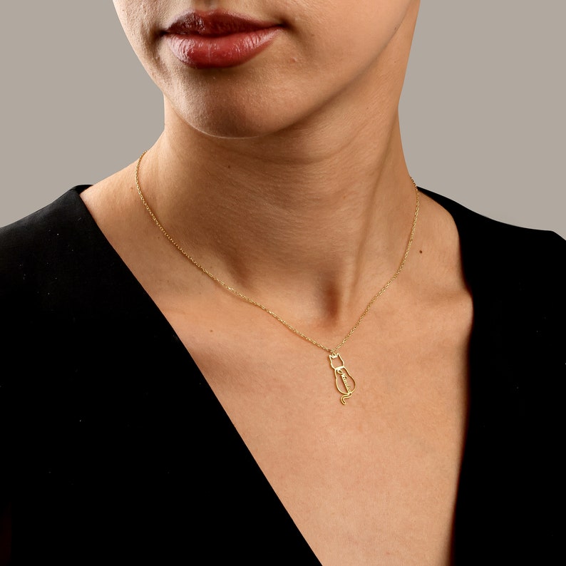 Custom Cat Necklace with Personalized Name, , Gifts For Cat Lovers, Cat Memorials Gift 