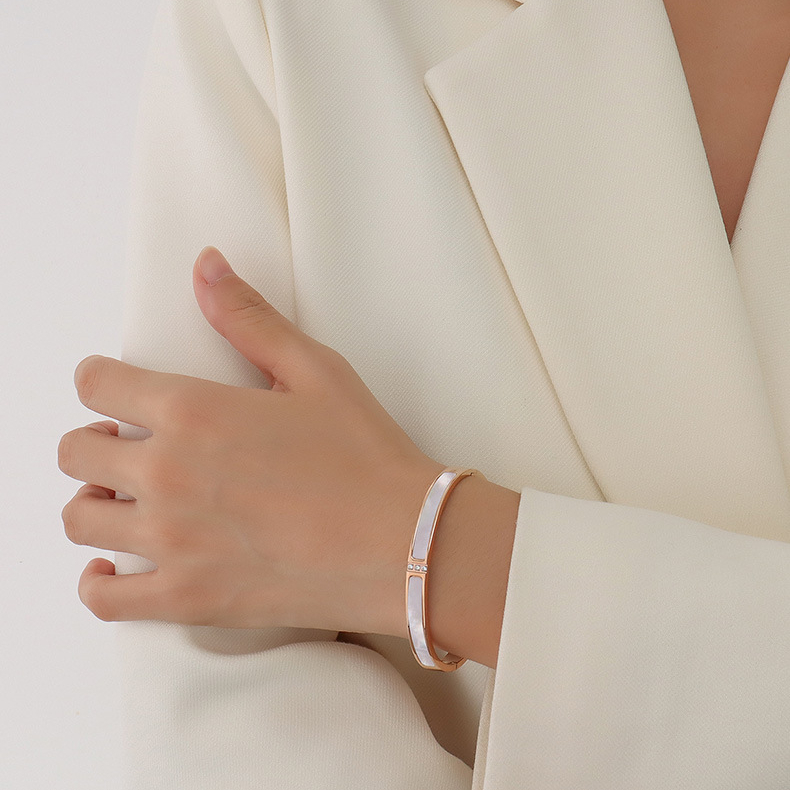 Double Black Stripes With Three Diamonds Inlaid Bangle