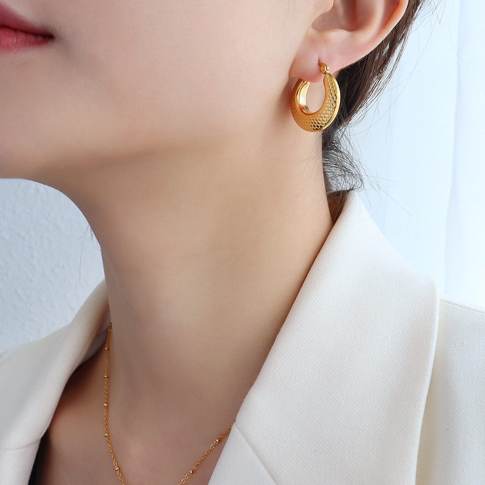 Vintage Style Flakes Texture Hoops