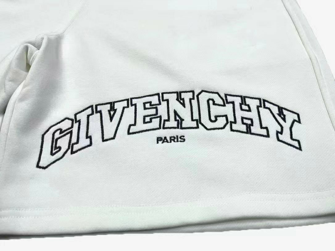 G1VENCHY  レター刺繍ショーツ【 50％割引+送料無料】