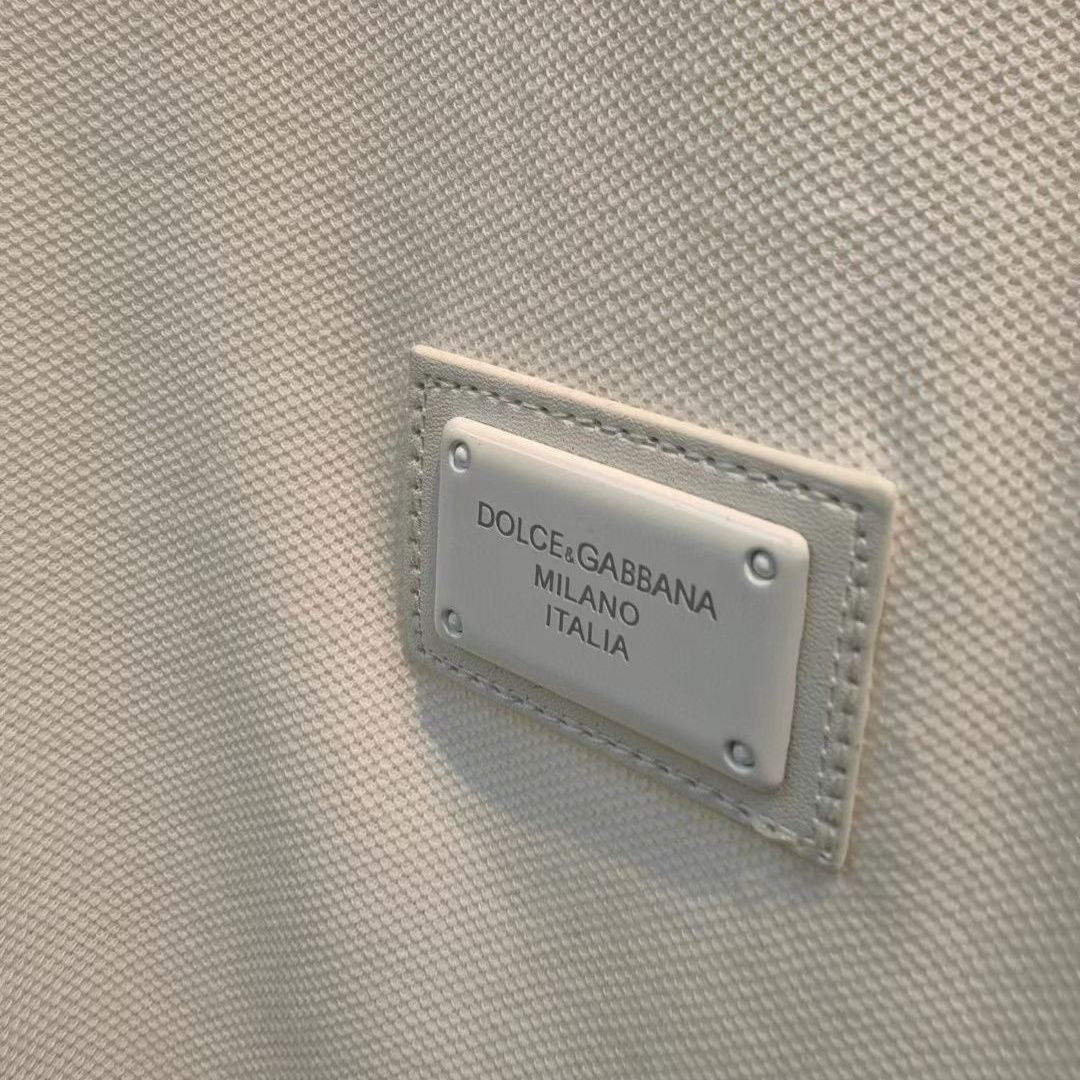 DG ラペルレタープリントTシャツ【 50％割引+送料無料】