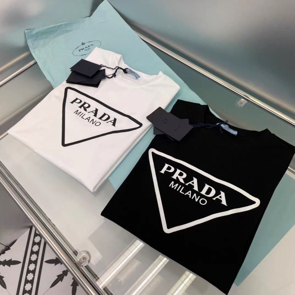 PR4DAトライアングルロゴレタープリントTシャツ【 50％割引+送料無料】