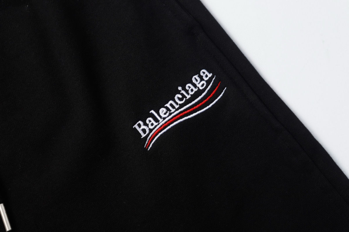 L0EWE ウェーブ刺繍ロゴショーツ【 50％割引+送料無料】