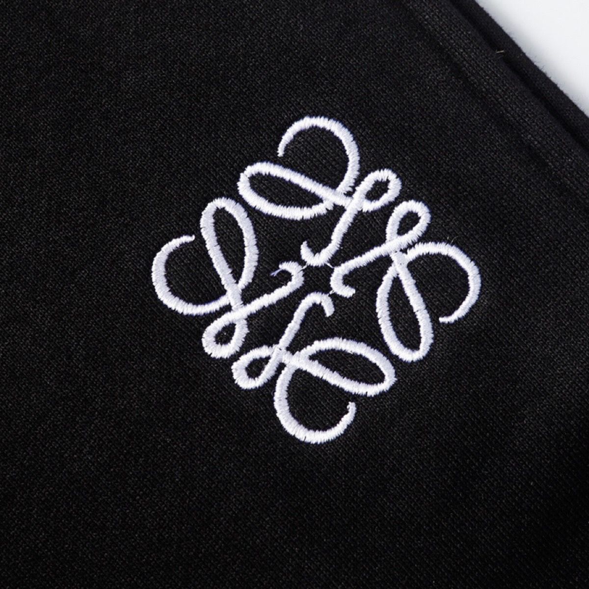 L0EWE レター刺繍ショーツ【 50％割引+送料無料】