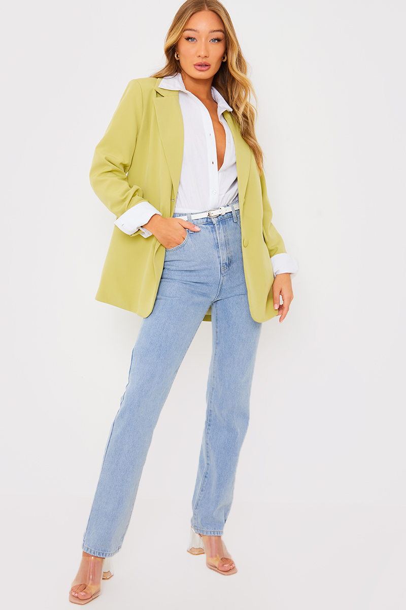 Light Wash Straight Leg Jeans