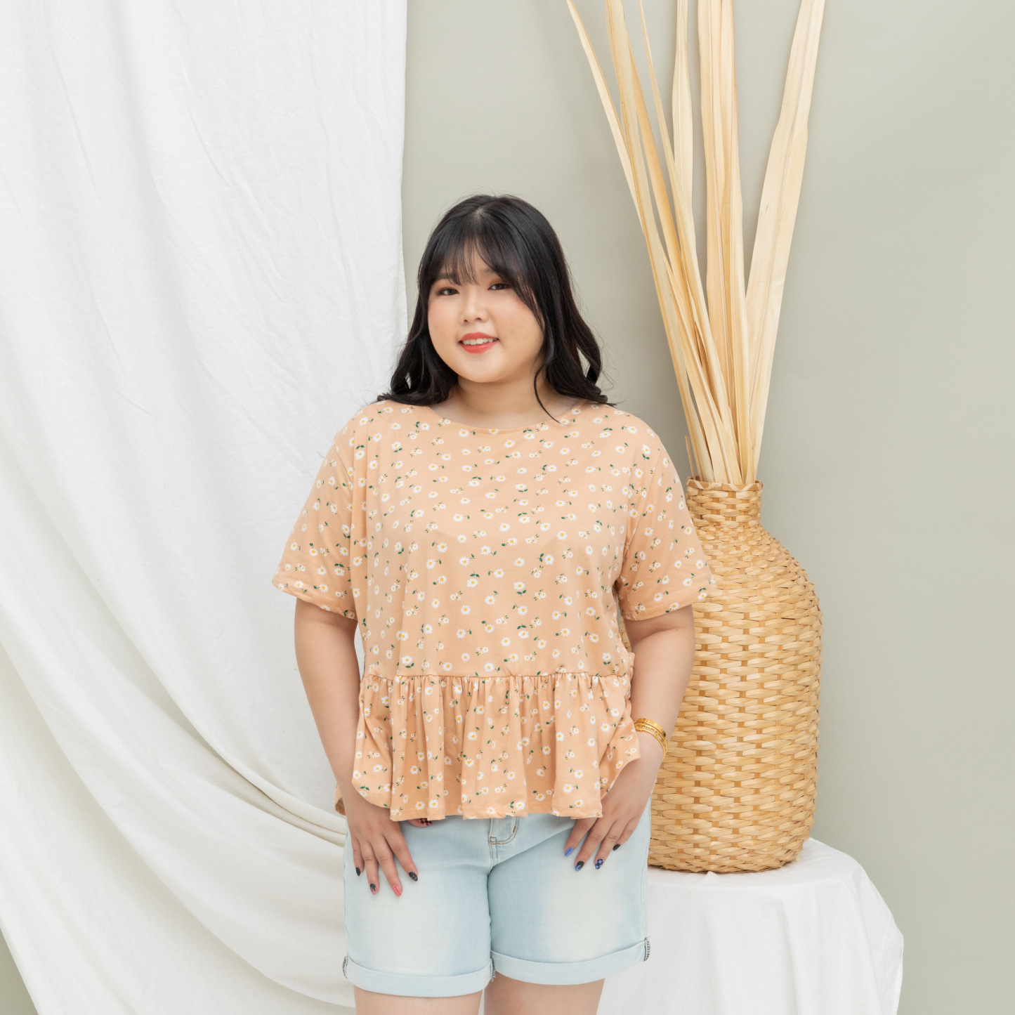 QUINCY LANDY TOP - NUDE FLORAL-Juneoesque-Plus Size Clothing