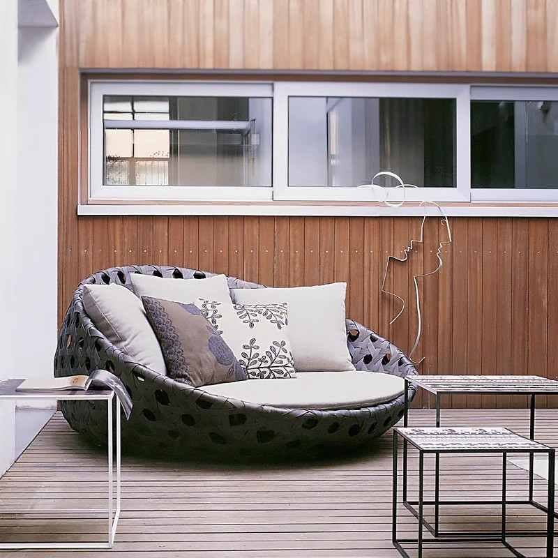 [Pre-order]  Outdoor Lying Bed Outdoor Villa Terrace Balcony Big Bed Round Bed Imitation Vine Sofa Courtyard Garden Vine Weaving-Smart-Living