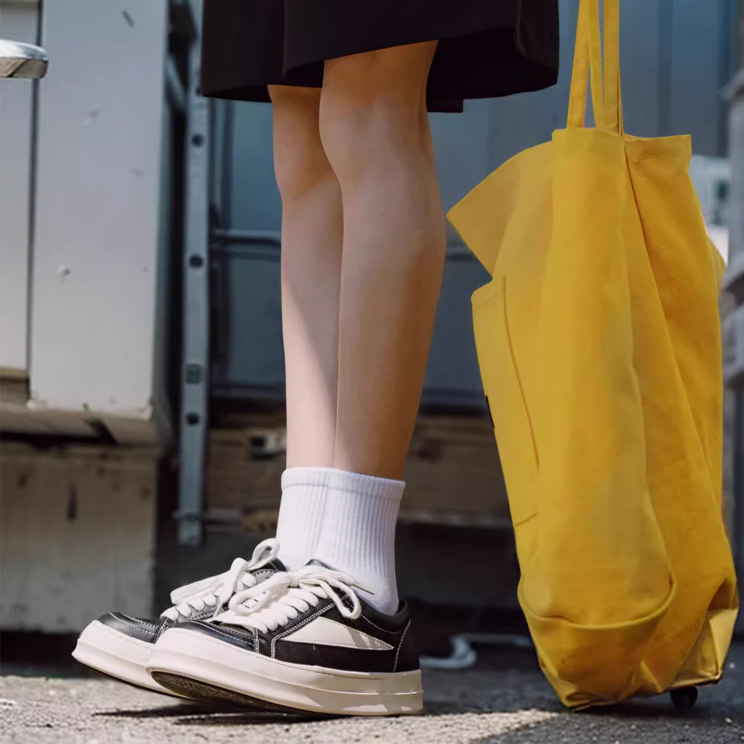 地心引力Gravity秋季新款百搭厚底板鞋女小眾休閒情侶麵包鞋-Retro's Wear