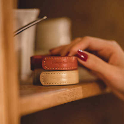 植鞣真皮手鐲皮環高橋老花開口半鐲手環-Retro's Wear