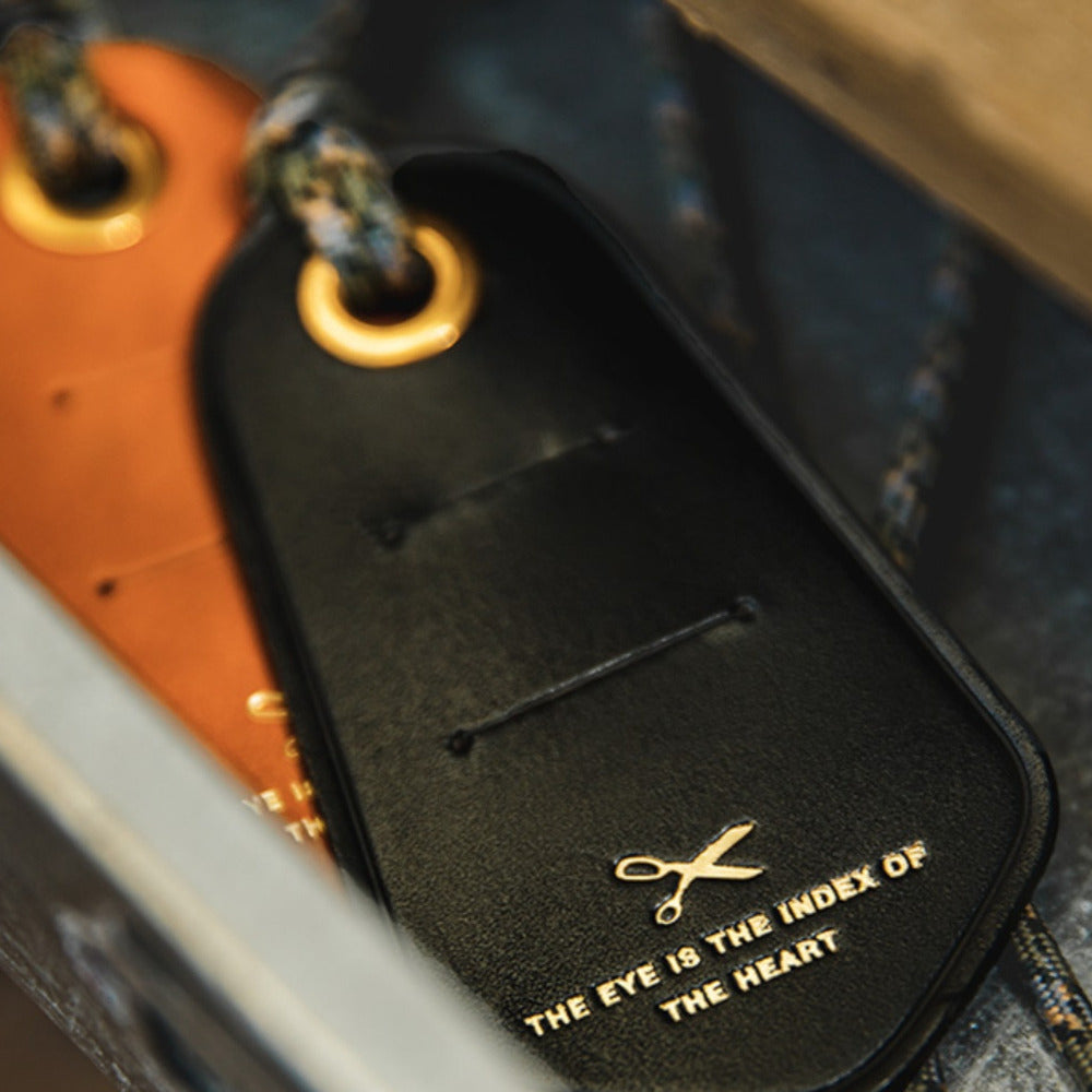 美式防丟防滑便攜眼鏡墨鏡掛繩頭層牛皮阿美哢嘰項鍊-Retro's Wear