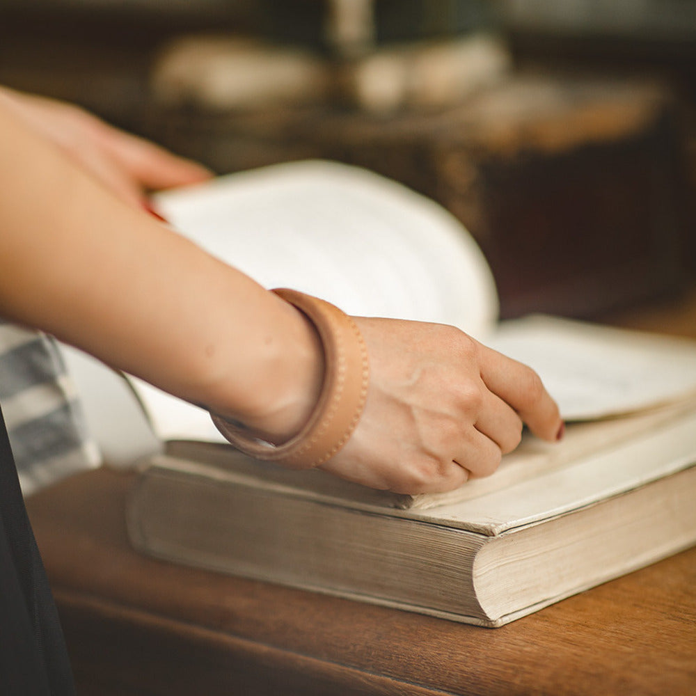 植鞣真皮手鐲皮環高橋老花開口半鐲手環-Retro's Wear