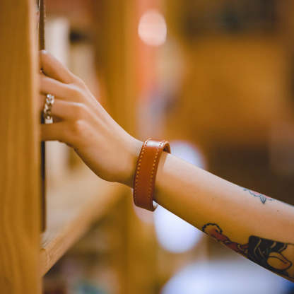 植鞣真皮手鐲皮環高橋老花開口半鐲手環-Retro's Wear