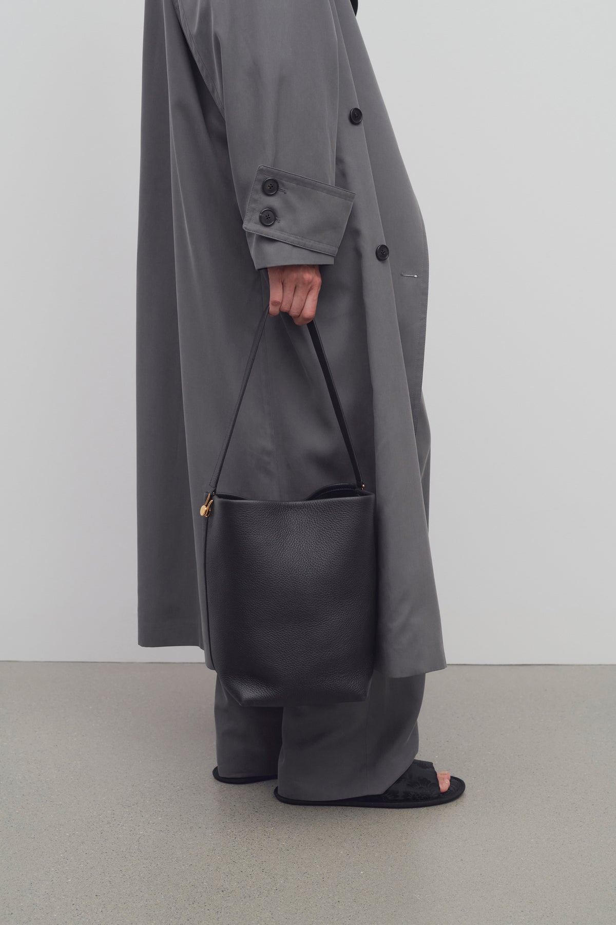 Medium NS Tote Hook Bag in Leather