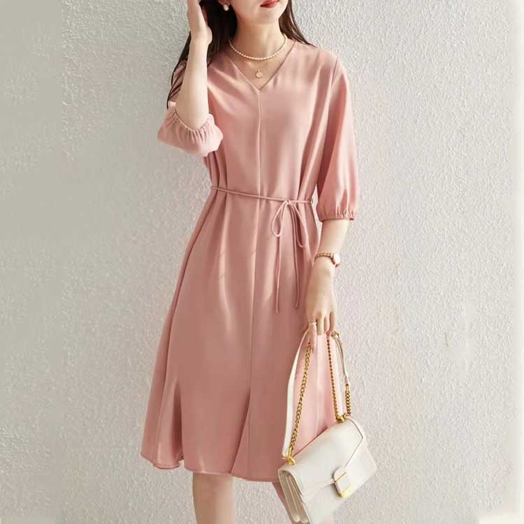 氣質純色V領七分袖連身裙