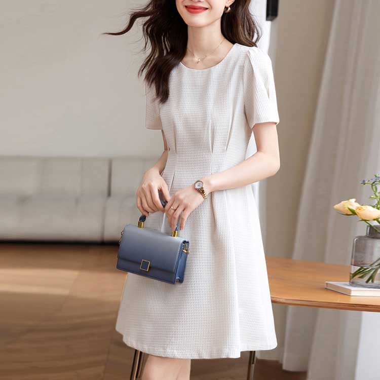 百搭純色華夫格收腰連身裙