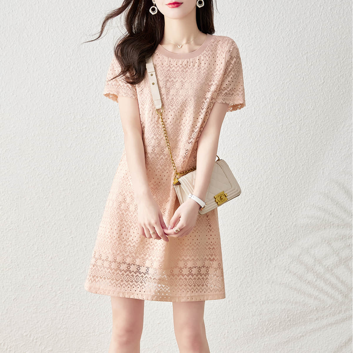民族風鏤空刺繡提花圓領洋裝