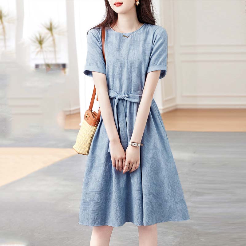 百搭提花圓領A字洋裝