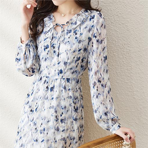 森係不規則V領水墨印花洋裝