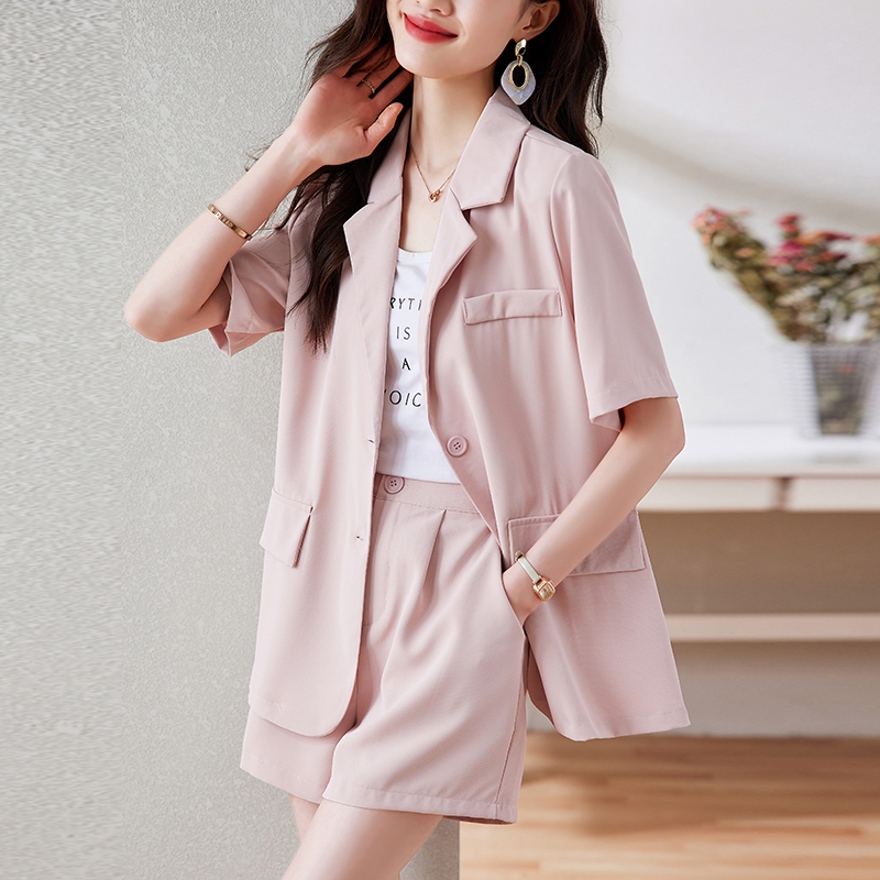時尚短袖西服外套短褲兩件套