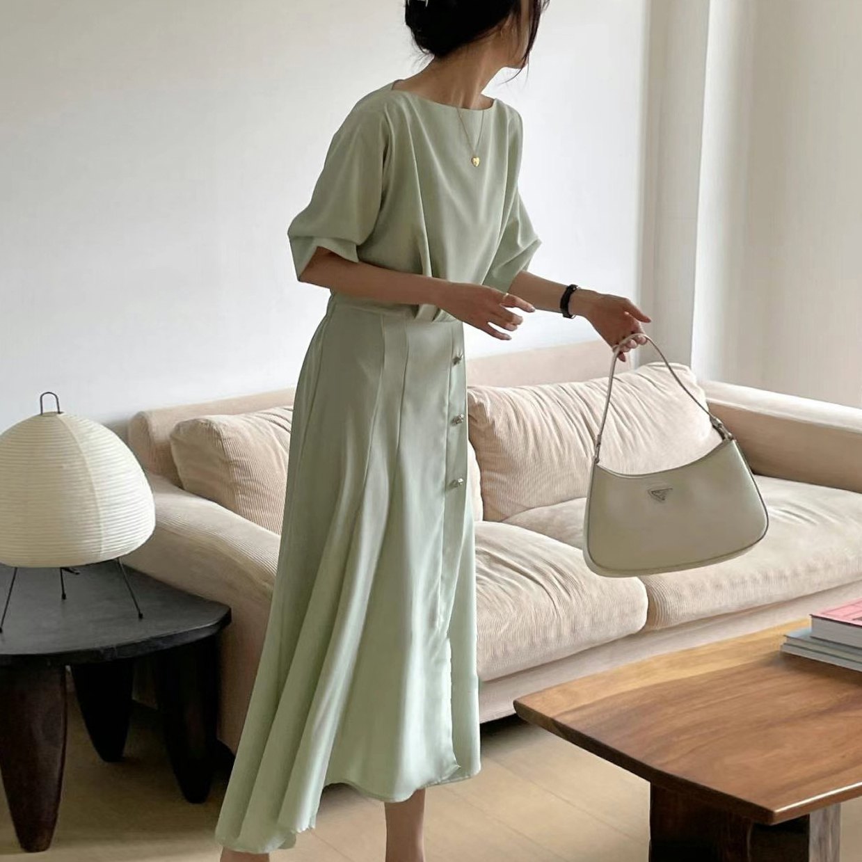 法式一字領五分袖收腰顯瘦連身裙