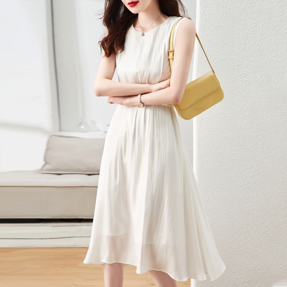 法式純色圓領修身無袖連身裙