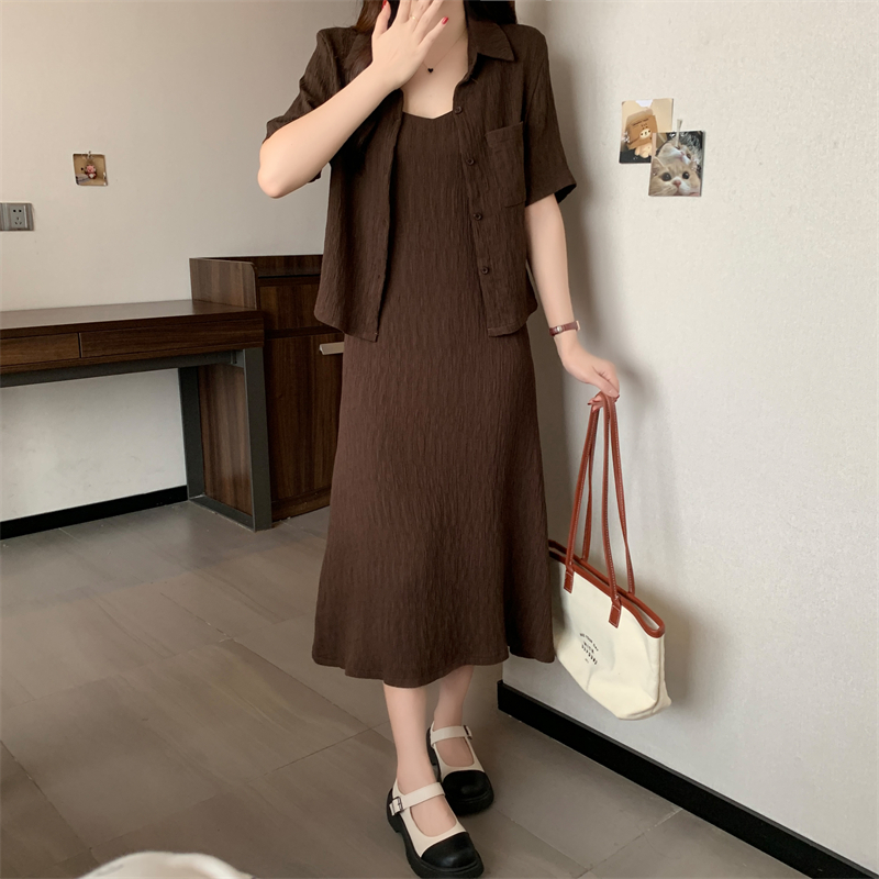 百搭肌理感短袖襯衫吊帶裙兩件套