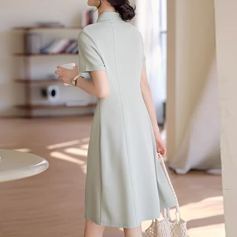 簡約修身顯瘦Polo領連身裙