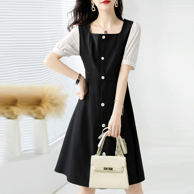 百搭撞色方領顯瘦連身裙