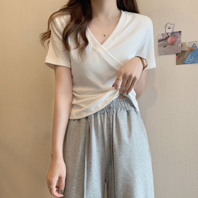 簡約V領交叉正肩短袖T恤