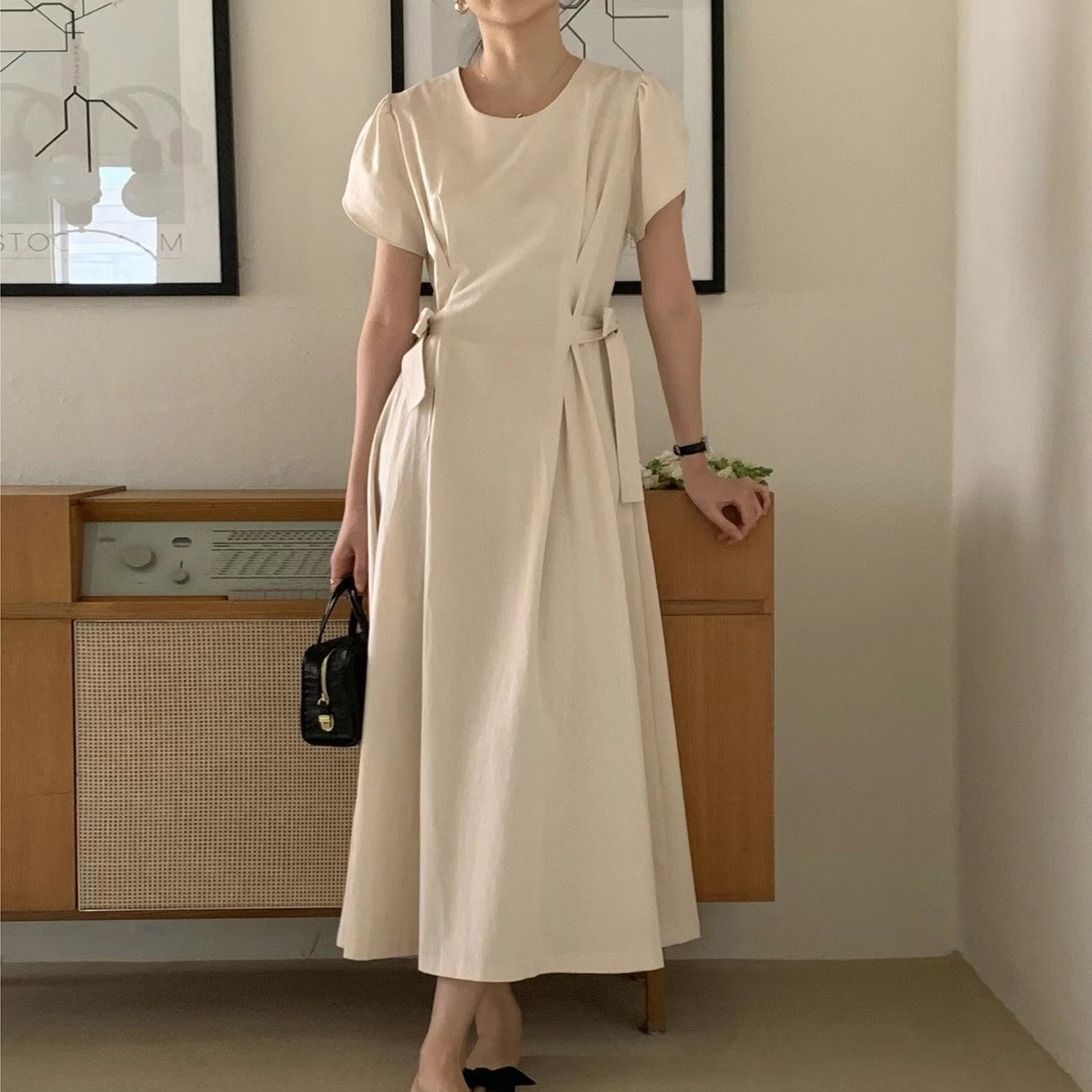 法式圓領純色繫帶蝴蝶結收腰顯瘦連身裙
