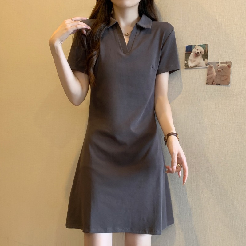 休閑純色polo領連身裙