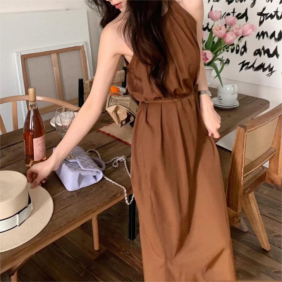 度假風掛脖露肩收腰開叉連身裙