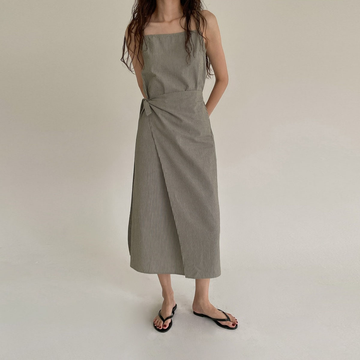法式綁帶吊帶條紋連身裙