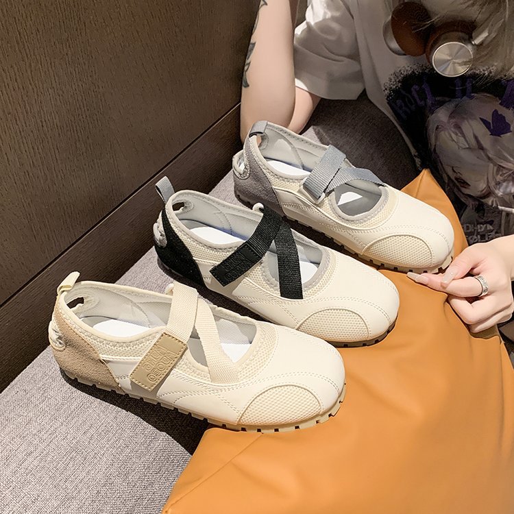 韓版撞色魔鬼氈泡芙單鞋