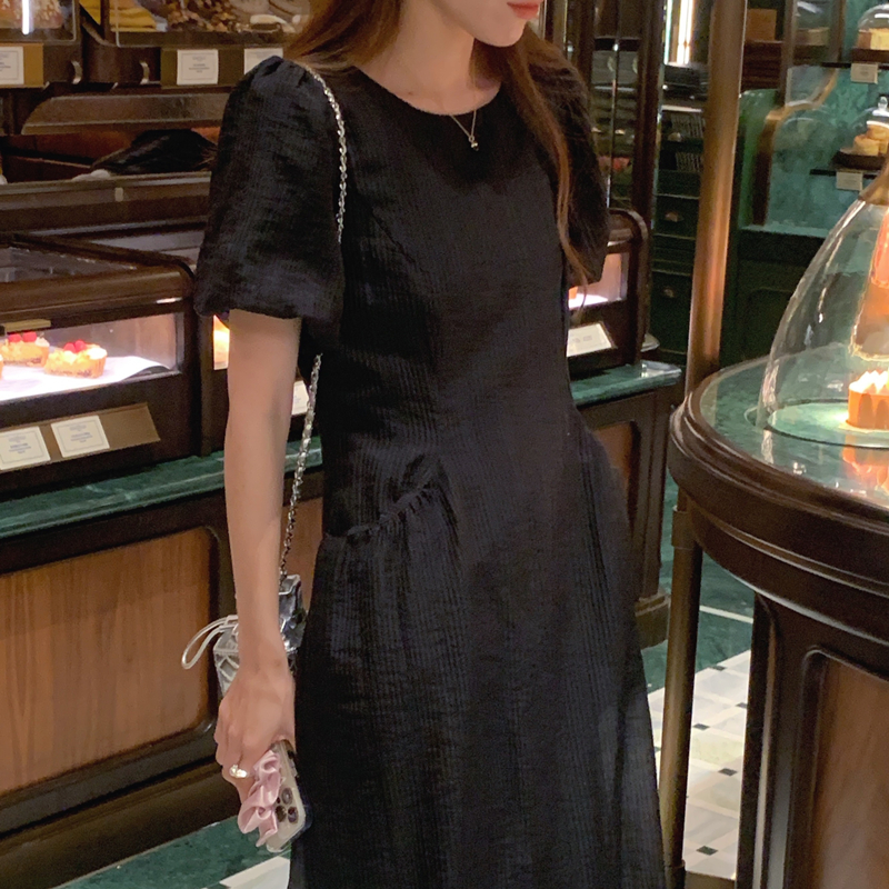 復古圓領泡泡袖收腰連身裙