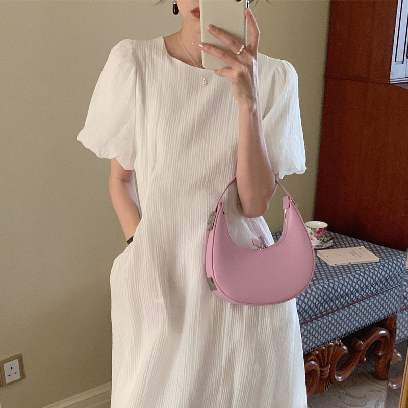 復古圓領泡泡袖收腰連身裙