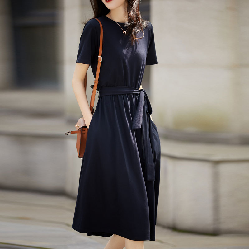 法式純色圓領收腰連身裙