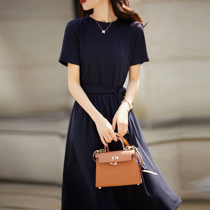 法式純色圓領收腰連身裙