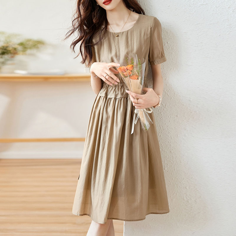 氣質圓領短袖收腰A字洋裝