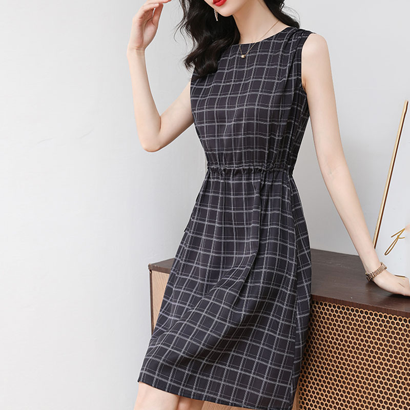 百搭格紋印花無袖背心連衣裙
