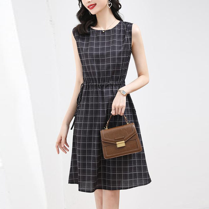 百搭格紋印花無袖背心連衣裙