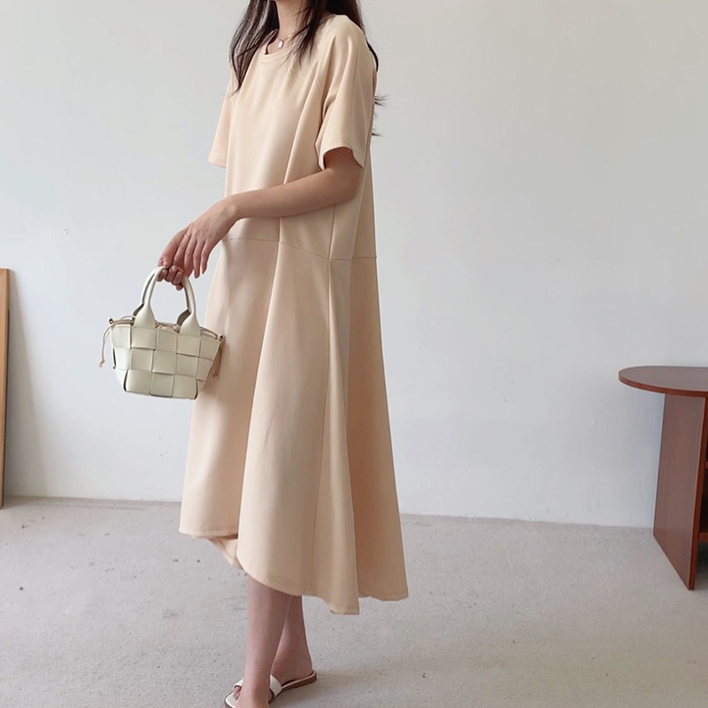 日韓系純色前短後長荷葉邊連身裙