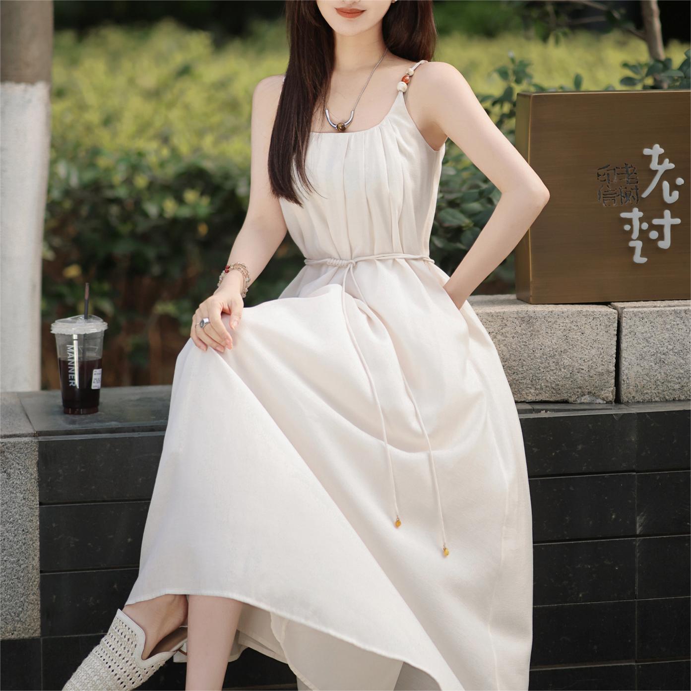 法式純色吊帶無袖連身裙