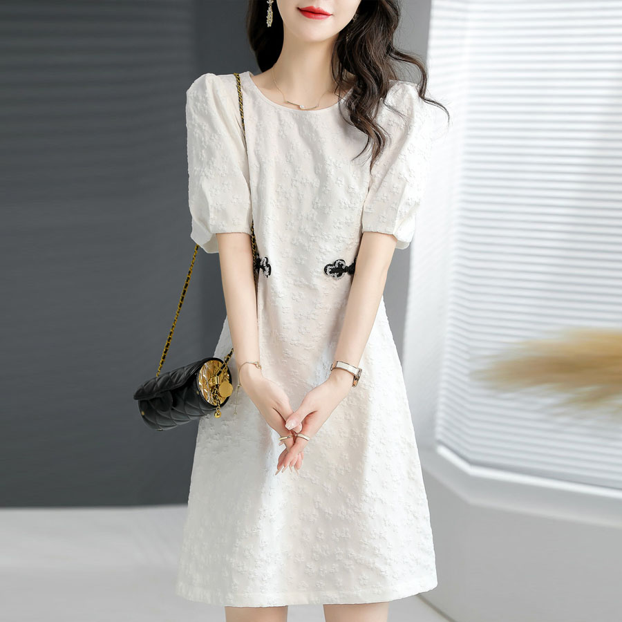 法式提花扣裝飾短袖連身裙