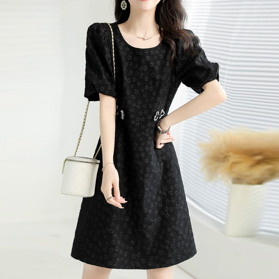 法式提花扣裝飾短袖連身裙