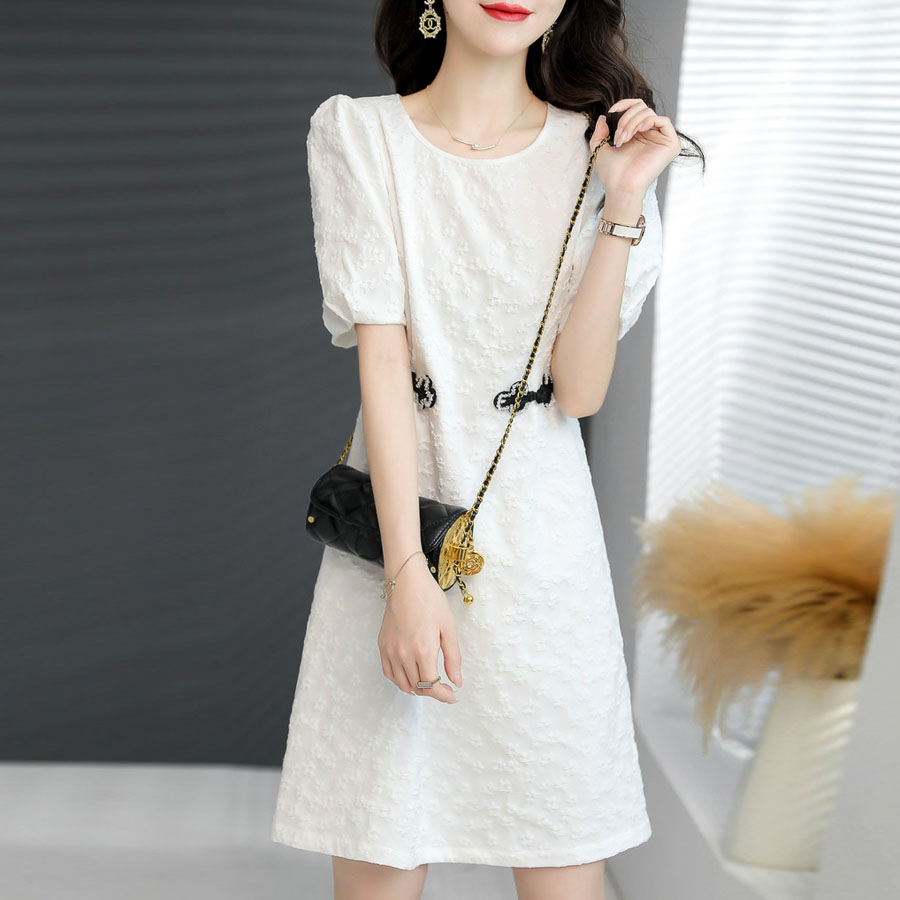 法式提花扣裝飾短袖連身裙