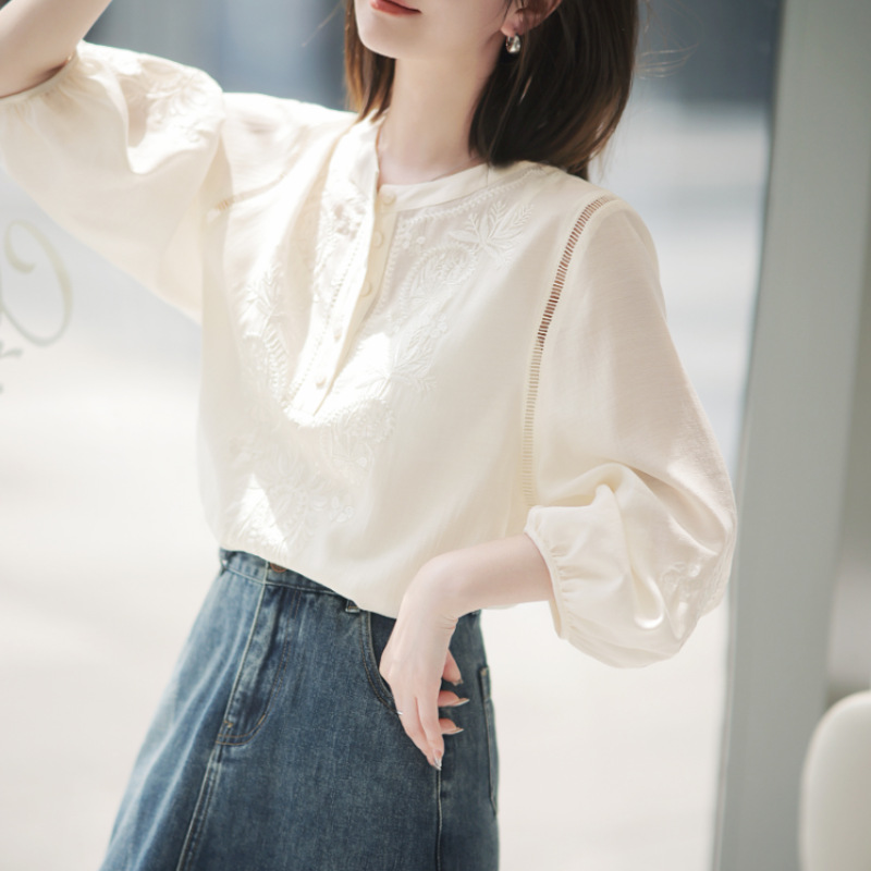 復古繡花套頭燈籠袖襯衫