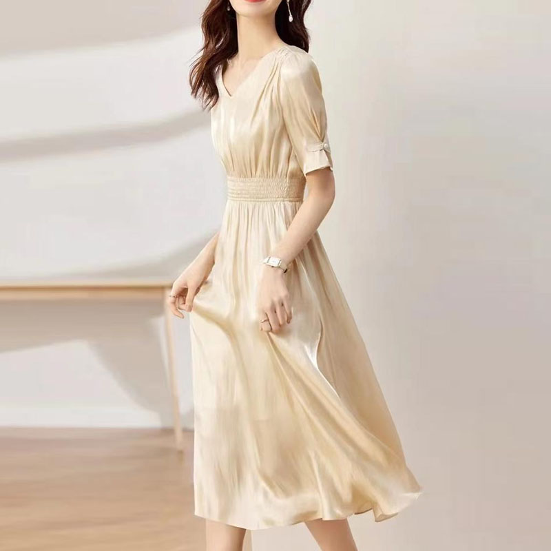 氣質人魚姬V領透氣收腰A字洋裝