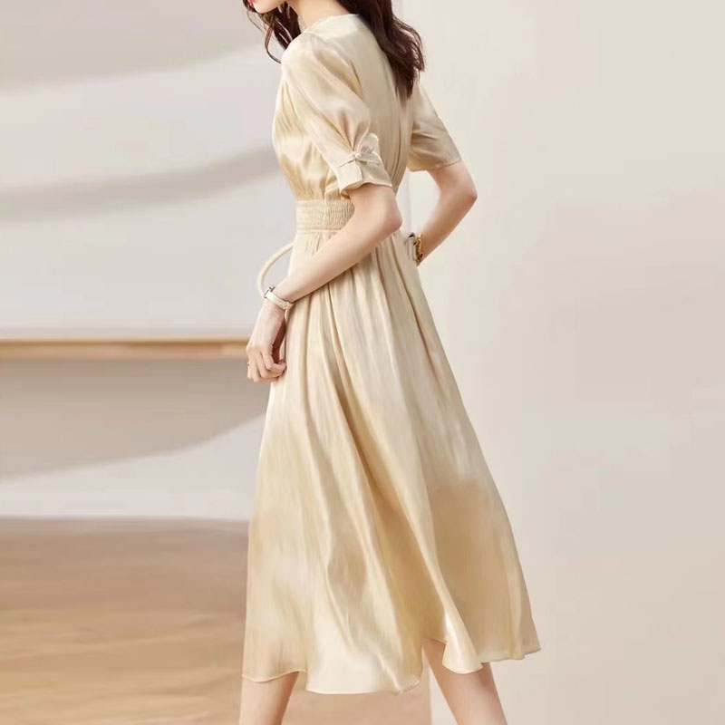 氣質人魚姬V領透氣收腰A字洋裝