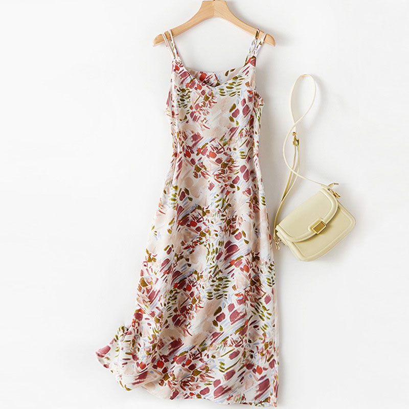 百搭手繪畫風吊帶連身裙